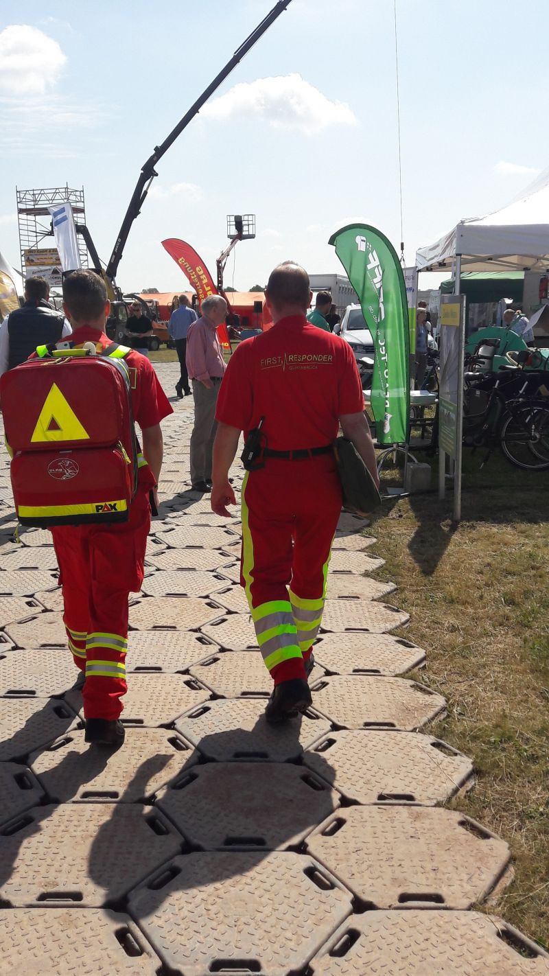 Sanstreife auf patrouille